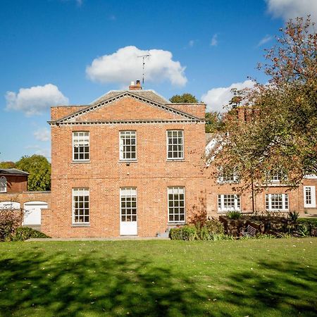 Abbey House By Group Retreats Villa Saffron Walden Exteriör bild