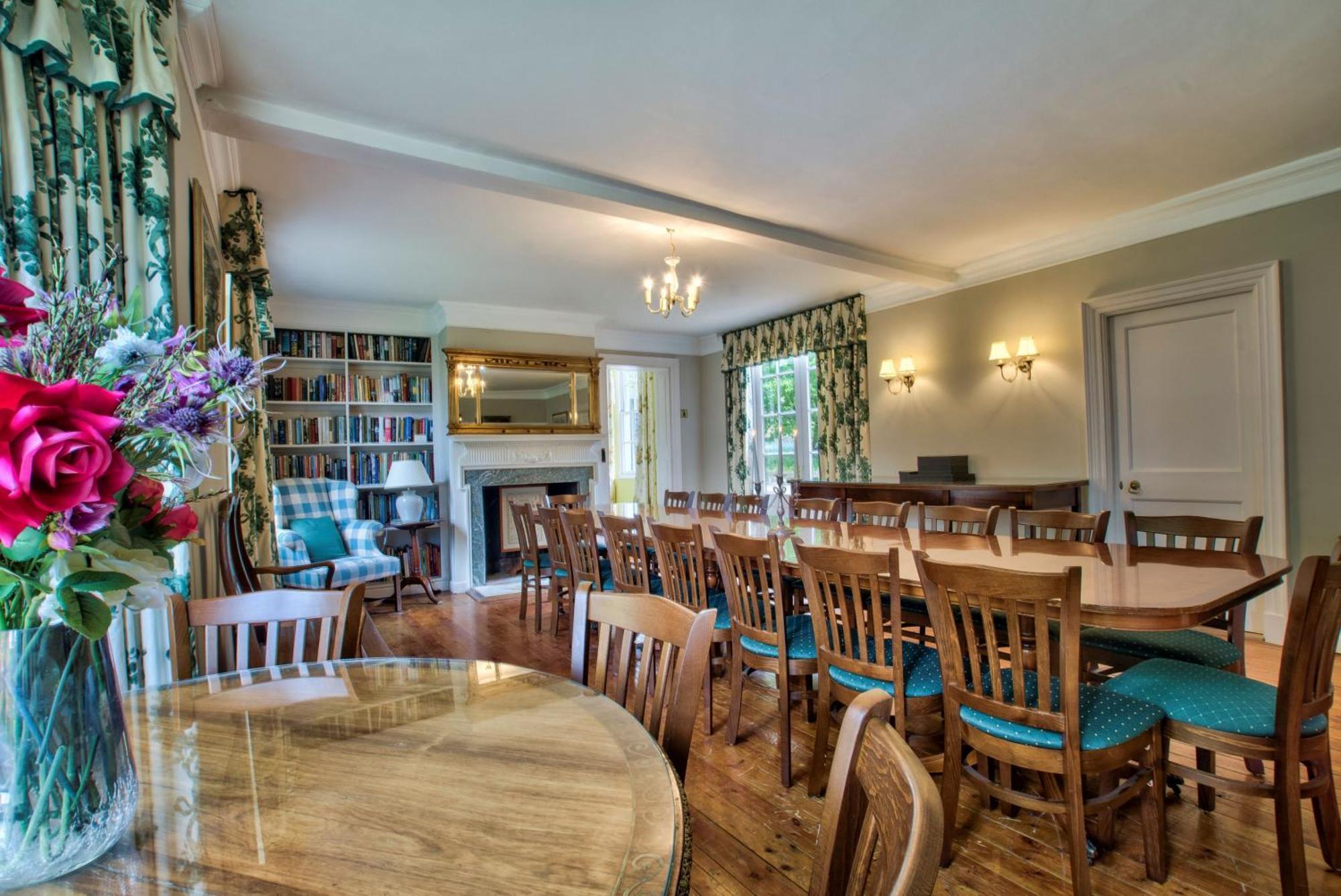 Abbey House By Group Retreats Villa Saffron Walden Exteriör bild