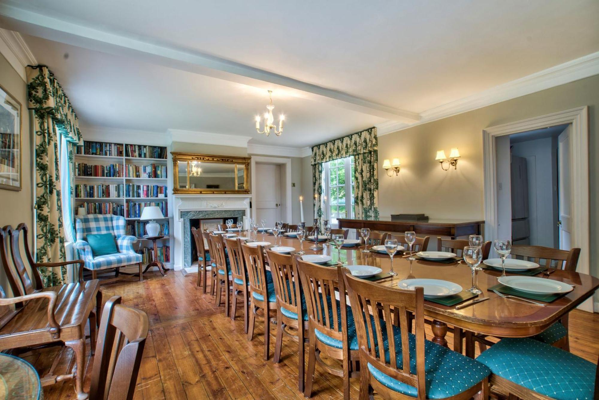 Abbey House By Group Retreats Villa Saffron Walden Exteriör bild